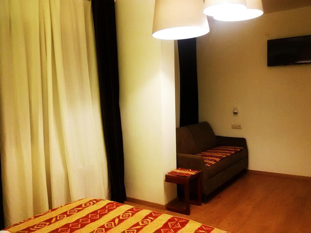 Hotel Piazza Mulino 26 Matera Habitación foto